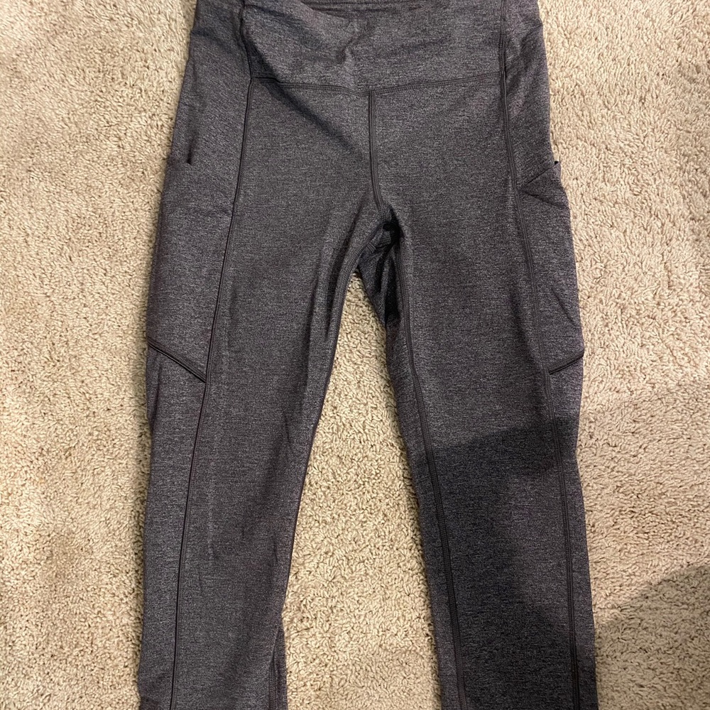 grey 7/8 length lululemon legging